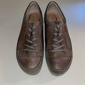 Ecco shoes women size 39 (8.5)